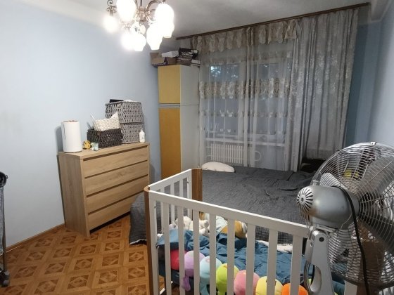 Продам 2-ну квартиру по вул.Євгена Мельникова Каменское