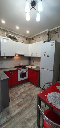 продаж 2 кімнатної квартири в Гостомелі, є газ - фото 1