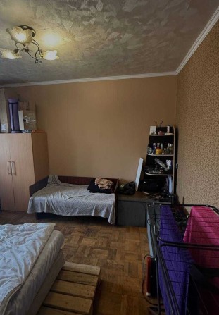 Продам однокімнатну квартиру в місті Ізюм - фото 1