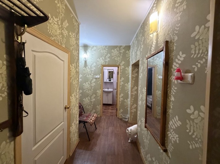 Продам 3-кімнатну квартиру в будинку «сталінка» - фото 1