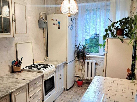Продам 3х.ком в топ районе, низкий этаж