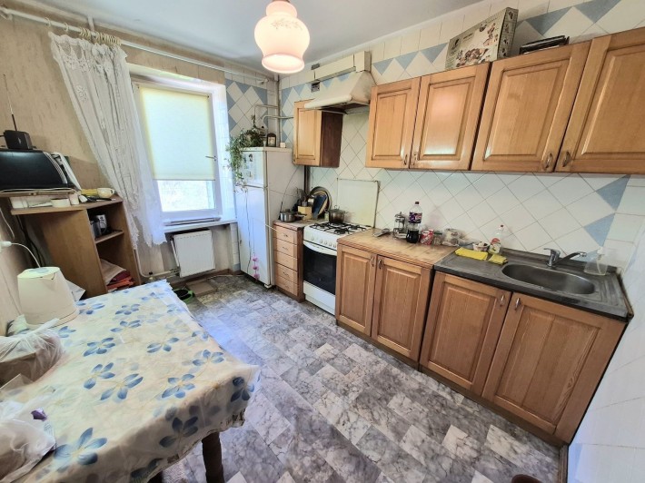 продам 4к.квартиру центр города улица Мира - фото 1