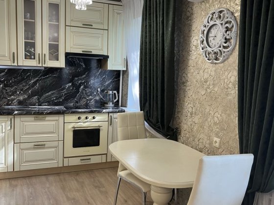 Продам свою квартиру біля моря