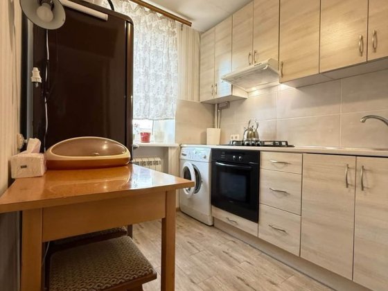 Гостинка 30 м² з ремонтом !Заходь та живи,м.Чорноморськ