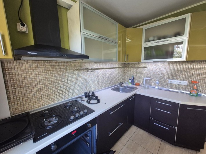 Двокімнатна квартира у Чорноморську - фото 1