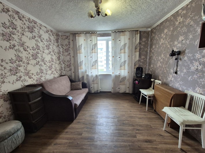 Продам коммуну, комната с ремонтом - фото 1