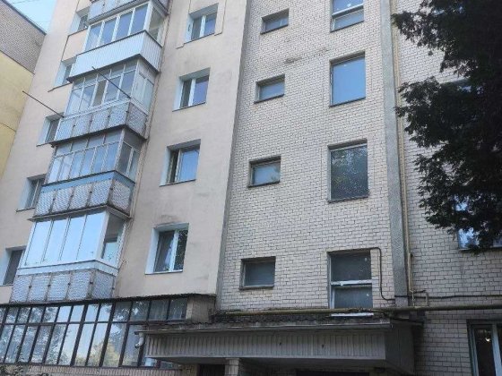 Продам 2-о кімнатну квартиру на Смірнова ВІД ВЛАСНИКА Каменец-Подольский