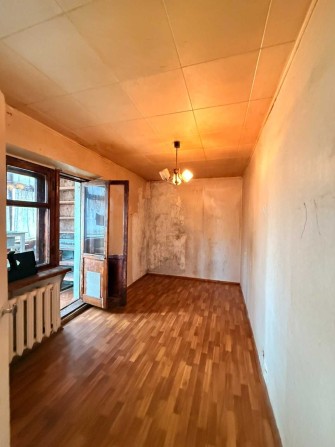 Продам недорого 2 комнатную квартиру на Александрийской - фото 1