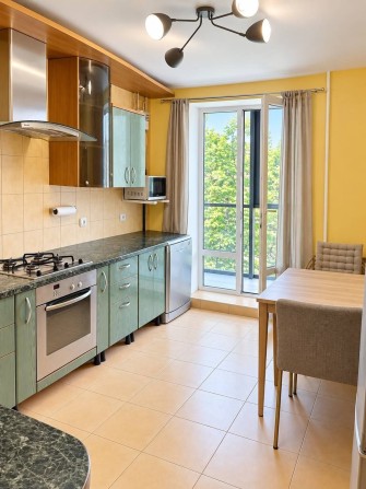 Продам 3к.квартиру чешка Черноморск - фото 1