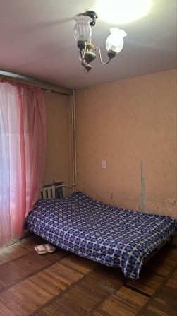 Продам квартиру на вул. Відродження - фото 1