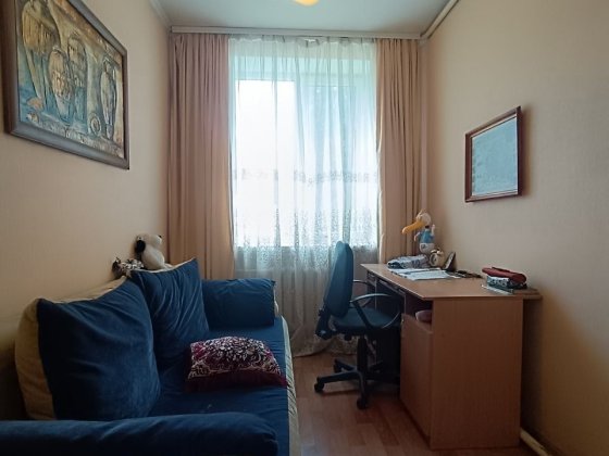 Продається 5-и кімнатна квартира в центрі міста