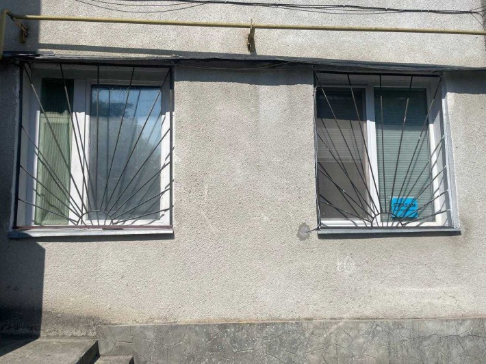 Продається 1 кімнатна квартира р  - Центр не кутова - фото 1