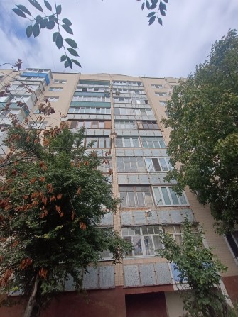 Продається 2-ох кімнатна Чешка на Смірнова - фото 1