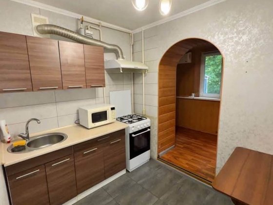 Продам 2к квартиру,  первая линия моря