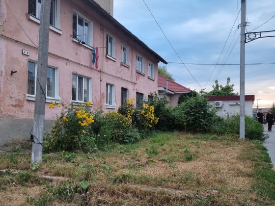 Продам, обміняю 2-х кімнатну квартиру, район Військового містечка Коростень