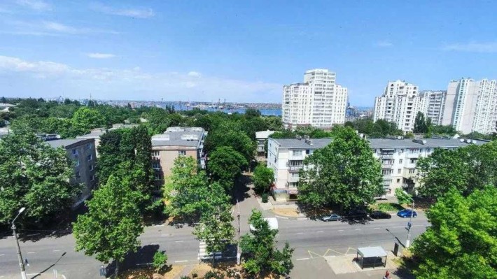 Продаю 3- кімнатну квартиру в Чорноморську - фото 1
