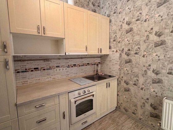 Поступила в продажу квартира с отдельным входом в новострое