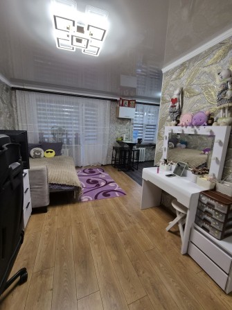 Продам 1-но кімнатну квартиру в м.Коростень - фото 1