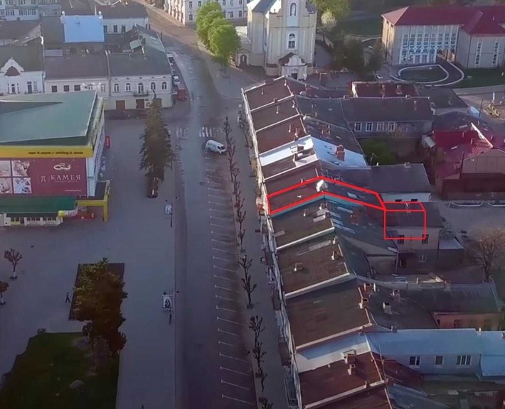 Унікальний комплекс нерухомості (із 2-ох квартир) в історичному центрі Коломиї | Площа Відродження - фото 1