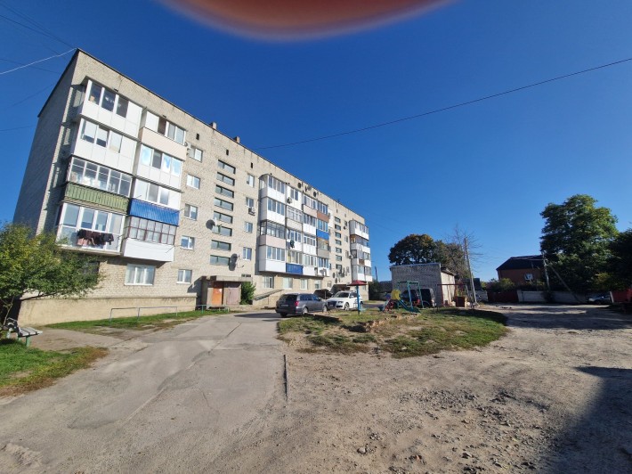 1 о к.кв. в центральній частині Коростишева - фото 1
