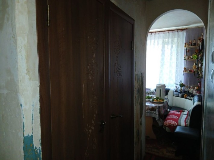 Продам 4х комнатную квартиру - фото 1