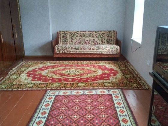 Продам 1 кімнатну квартиру в частному секторі  в центрі міста Лубни Лубни