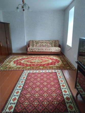 Продам 1 кімнатну квартиру в частному секторі  в центрі міста Лубни - фото 1