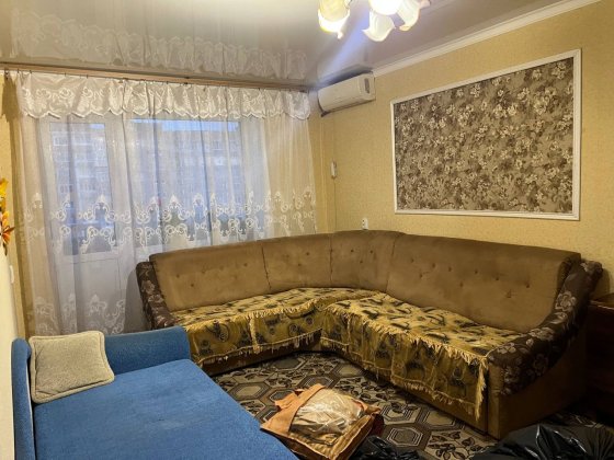 Терміново! Продається 3-кімнатна квартира в районі хреста Лозовая