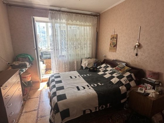 Продам 2-х кімнатну квартиру на 5-му мікрорайоні Лозова