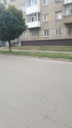 1 к. кв. центр Лозова Хар. обл. - фото 1