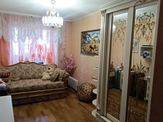 Продам 4 кімнатну квартиру в центрі міста Миргород Миргород