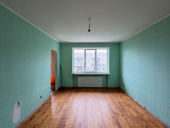 Продається квартира
