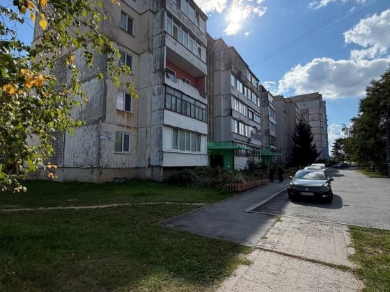 Продаж 3-кімнатної квартири! Звягель