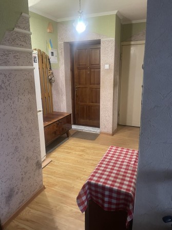 Продається 4х кім квартира, на 3му поверсі з 5ти. Першотравнева набережна. - фото 1