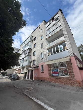 Продаж 2-кімнатної квартири в центральній частині міста! - фото 1