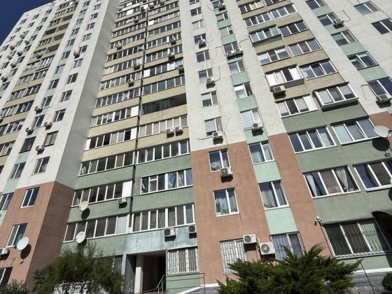 Продам 1о кімнатну квартиру вул. Академічна 28 Обухів