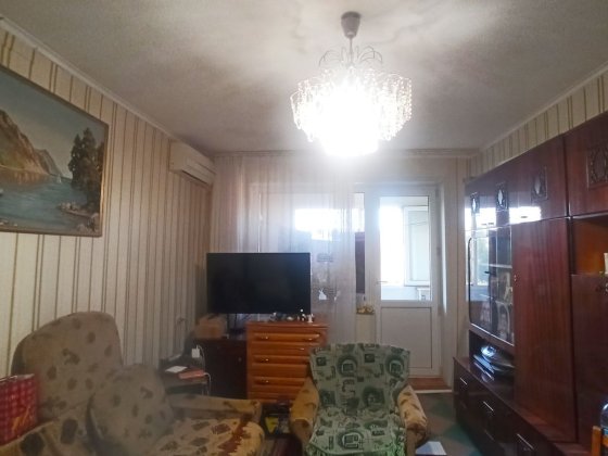 Продам двокімнатну квартиру з газовим опаленням