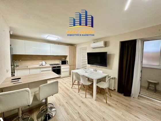 Продам 4 кім.квартиру центр м. Самар