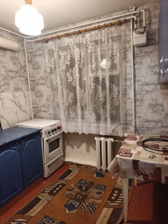 Продається 2-х кімнатна квартира в м Прилуки, центр. - фото 1