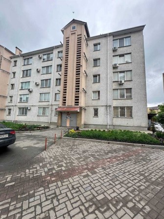 Продам 2-кімнатну квартиру 56,2 м² в центрі - фото 1