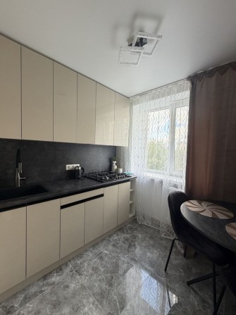 Продам 2к кв ремонт мебель техника - фото 1