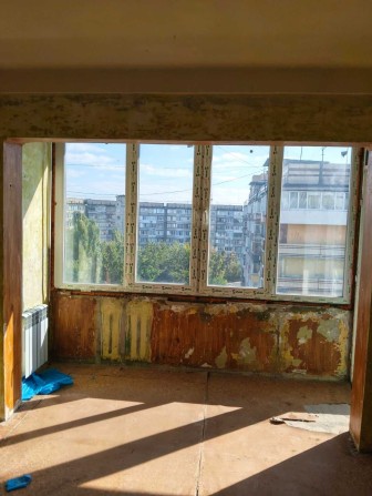 Продаж однокімнатної квартири площею 42 м. - фото 1