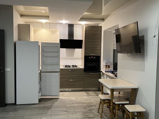 Продам 1 кімнатну квартиру в ново будові Умань