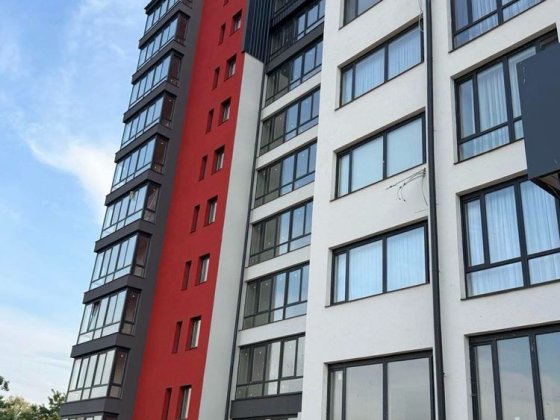 Продажться квартира в новобудові.Будинок зданий Шептицкий