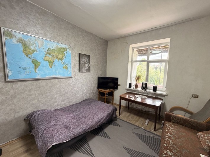 Продаж 1-кімнатної високогабаритки в м.Шептицький - фото 1