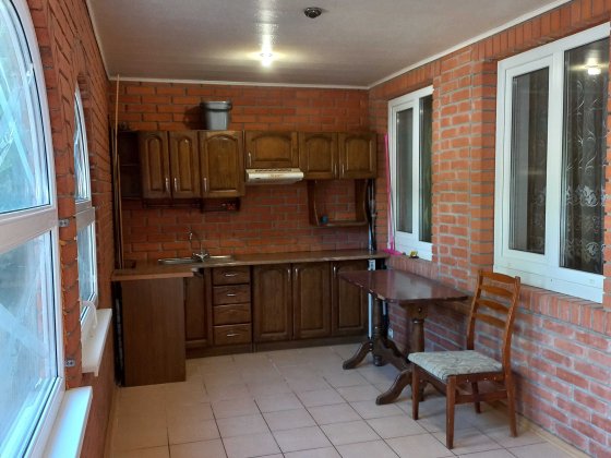Продам 3х ком. квартиру, свой двор. Чугуев