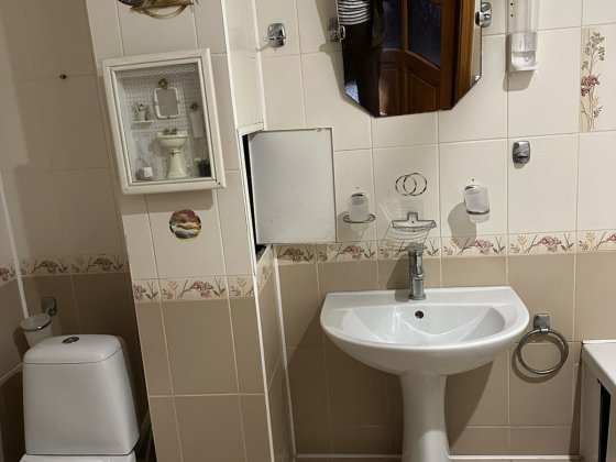 продам 2 комнатная квартира 3 мкр.этаж 2 Південноукраїнськ