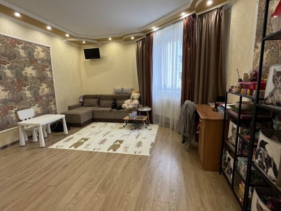 продаж 1 кімнатної квари район Поділлятири Агрономічне
