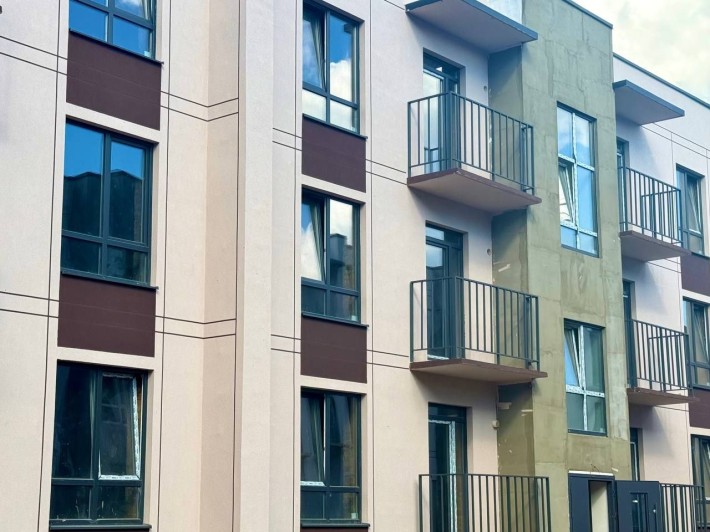 Продам 2к квартиру в ЖК Баварія 7811 - фото 1