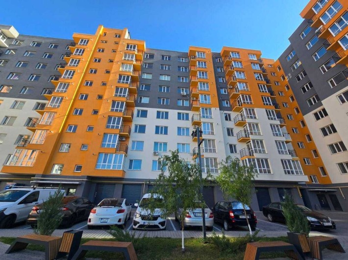Продаж 2-кімнатної квартири в зданій секції ЖК «Сімейний комфорт» - фото 1